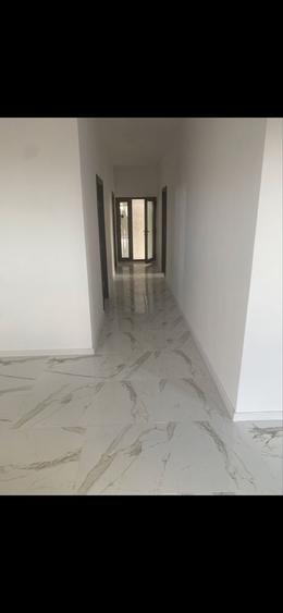 Casă cu 3 camere în Belciugatele