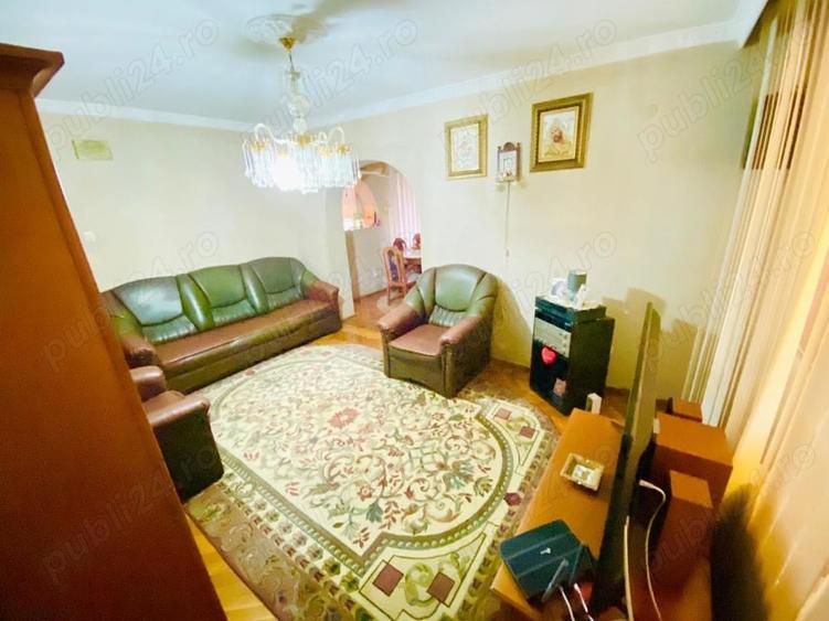 Apartament cu 4 camere în Central