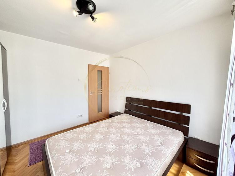 Apartament cu 3 camere decomandat, mobilat în Aradului