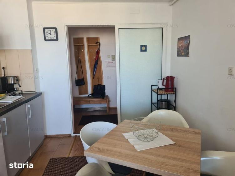 Apartament cu 3 camere decomandat în Griviței