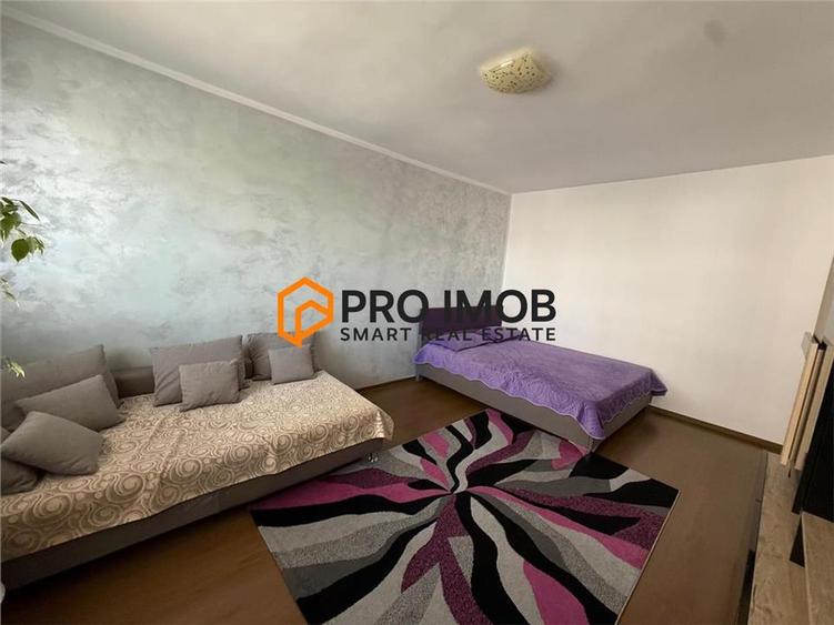 Apartament cu 2 camere decomandat, mobilat în Micro 5
