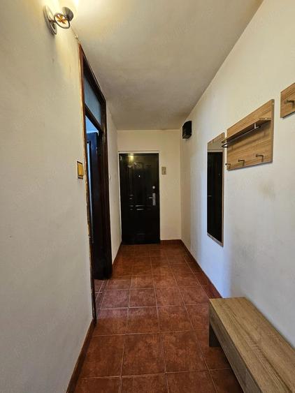 Apartament cu 2 camere semidecomandat în Micălaca