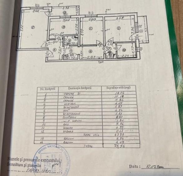 Apartament cu 3 camere decomandat în Central