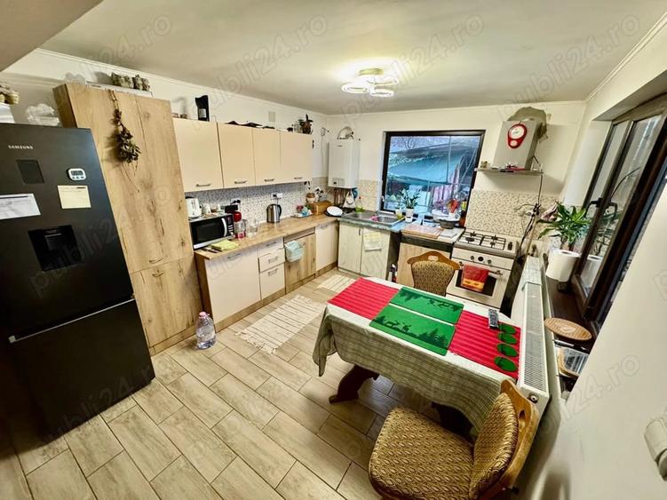 Casă cu 3 camere cu Teren 450 Mp în Central