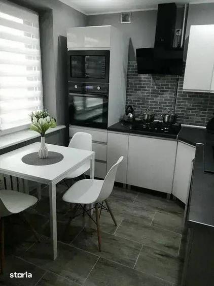 Apartament cu 2 camere decomandat în Theodor Pallady
