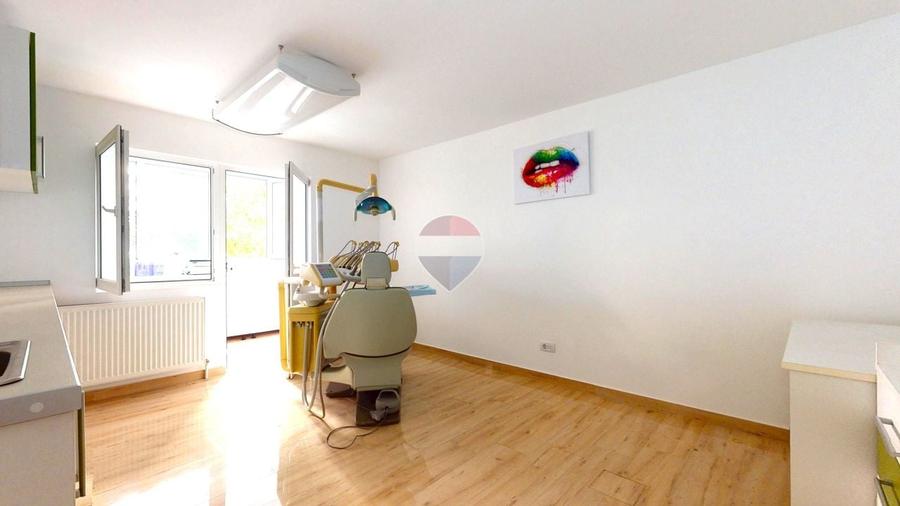Apartament cu 2 camere decomandat în Calea București