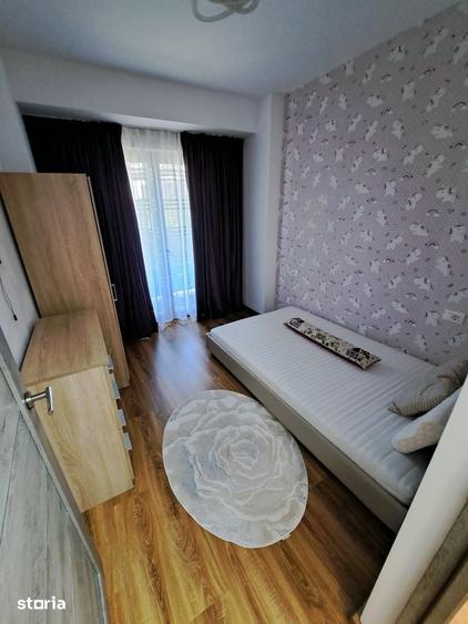 Apartament cu 3 camere semidecomandat în Central