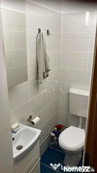 Apartament cu 3 camere decomandat în Crângași