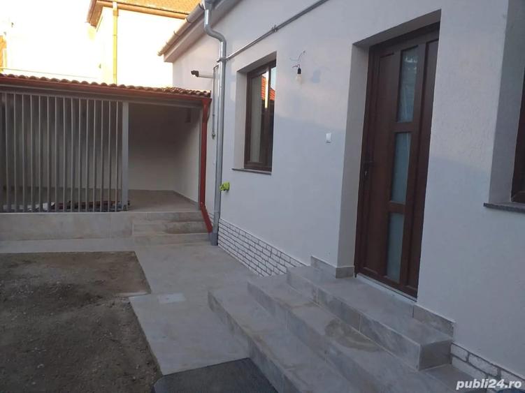 Casă cu 2 camere în Central