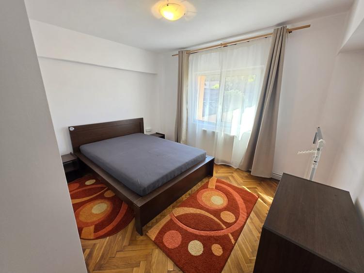 Apartament cu 2 camere decomandat în Griviței