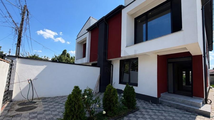 Casă individuală cu 5 camere cu Canalizare în Nord
