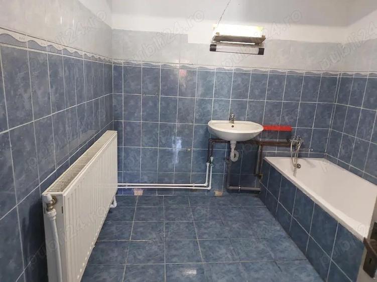 Casă cu 4 camere cu Teren 500 Mp în Exterior Vest