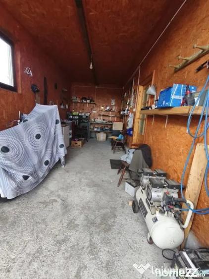 Casă cu 4 camere cu Teren 6000 Mp în Negostina