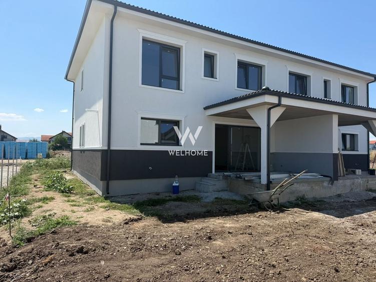 Duplex cu 4 camere cu Canalizare în Șura Mică