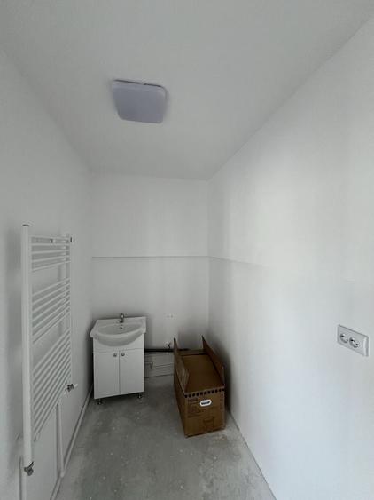 Apartament cu 3 camere decomandat în Giulești