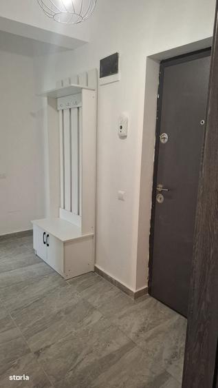 Apartament cu 2 camere în Uverturii