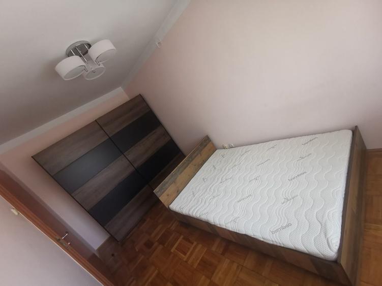 Apartament cu 2 camere semidecomandat în Podgoria