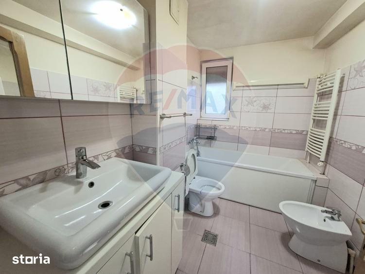 Apartament cu 2 camere semidecomandat în Central