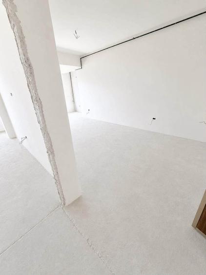 Apartament cu 2 camere semidecomandat în Universitate