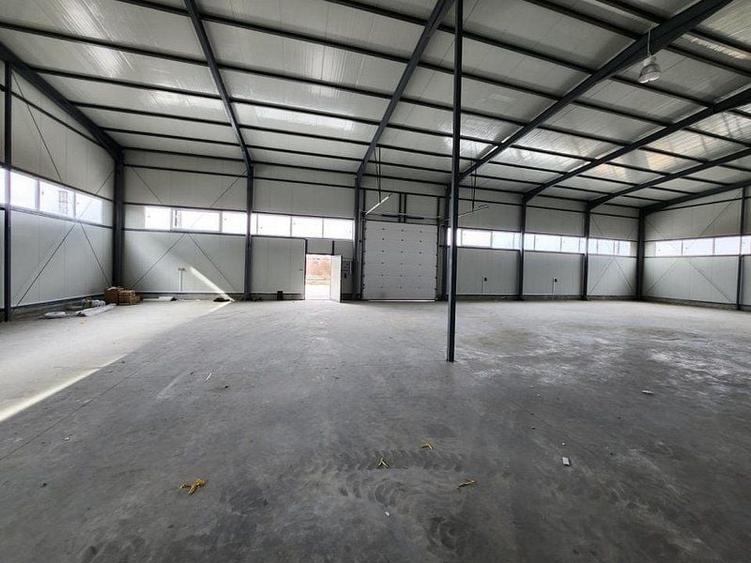 Spațiu industrial, de 500 mp, în Central