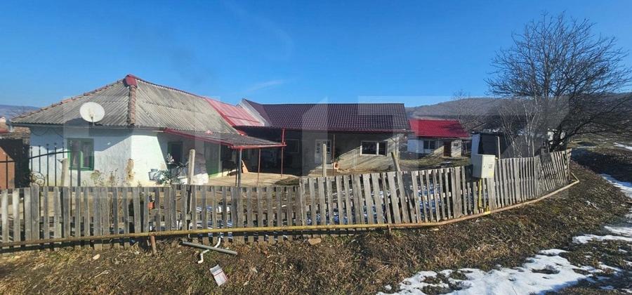 Casă individuală cu 4 camere cu Teren 1000 Mp în Sud-Vest