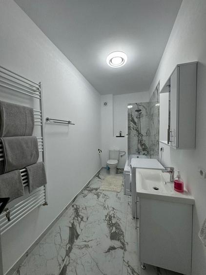 Apartament cu 2 camere decomandat în George Enescu