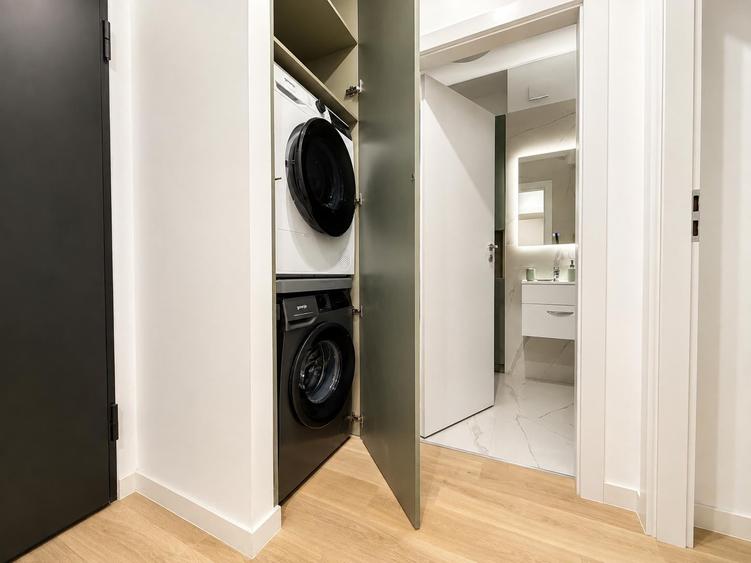 Apartament cu 2 camere semidecomandat, mobilat în Pipera