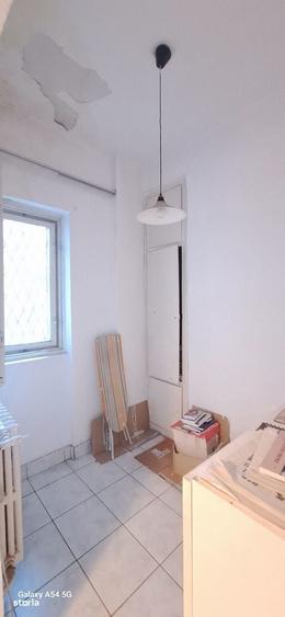 Apartament cu 3 camere în P-ța Rosetti
