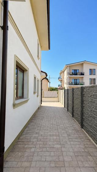 Duplex cu 4 camere cu Canalizare în Giroc
