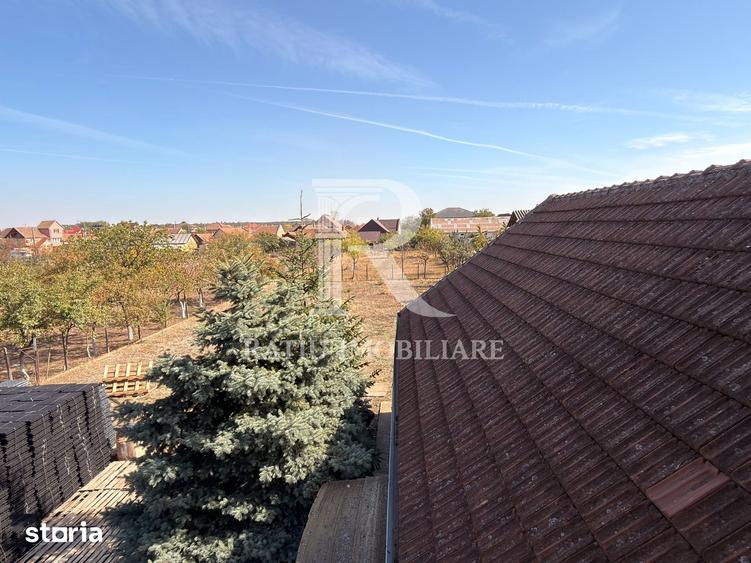 Casă cu 7 camere cu Teren 1500 Mp în Nojorid