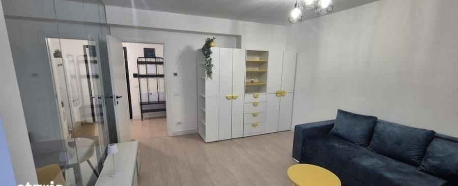 Garsonieră decomandată, mobilată în Jiului