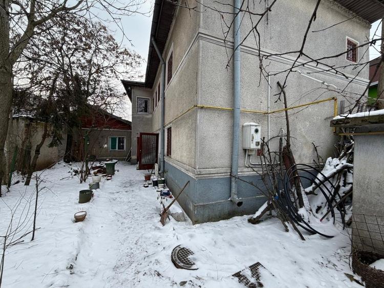 Casă individuală cu 5 camere cu Teren 190 Mp în Sălaj