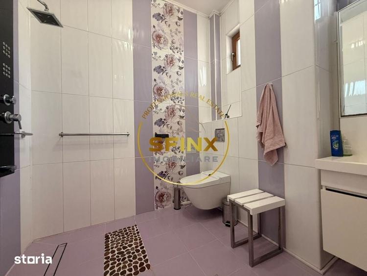 Casă cu 8 camere cu Teren 750 Mp în Găneasa