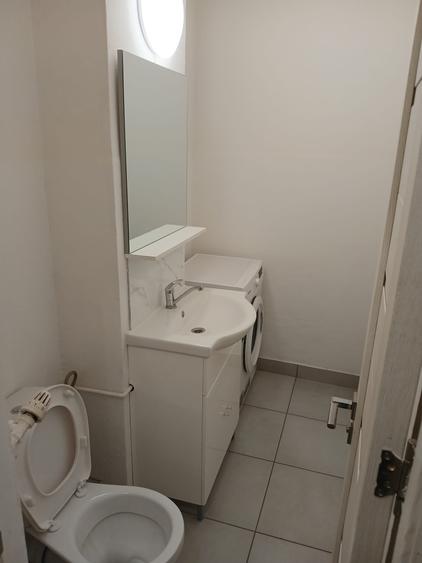 Apartament cu 3 camere decomandat, mobilat în Unirii