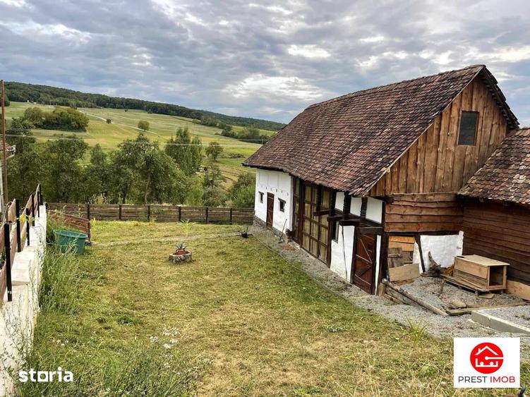 Casă cu 4 camere cu Teren 1550 Mp în Bereni