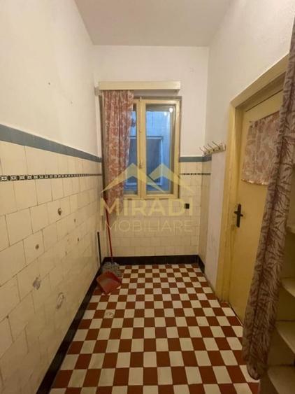 Apartament cu 4 camere în Aviatorilor