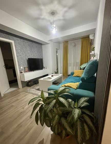Apartament cu 2 camere semidecomandat în Theodor Pallady