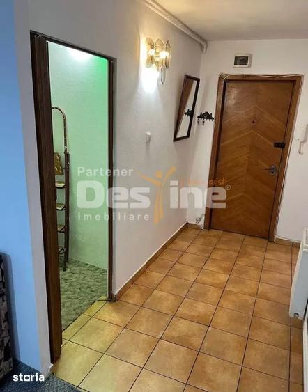 Inchiriez apartament 3 camere Zona Modern - 2