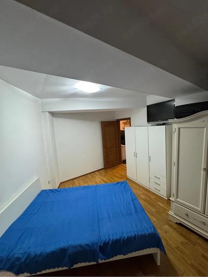 Apartament cu 2 camere nedecomandat în Vitan