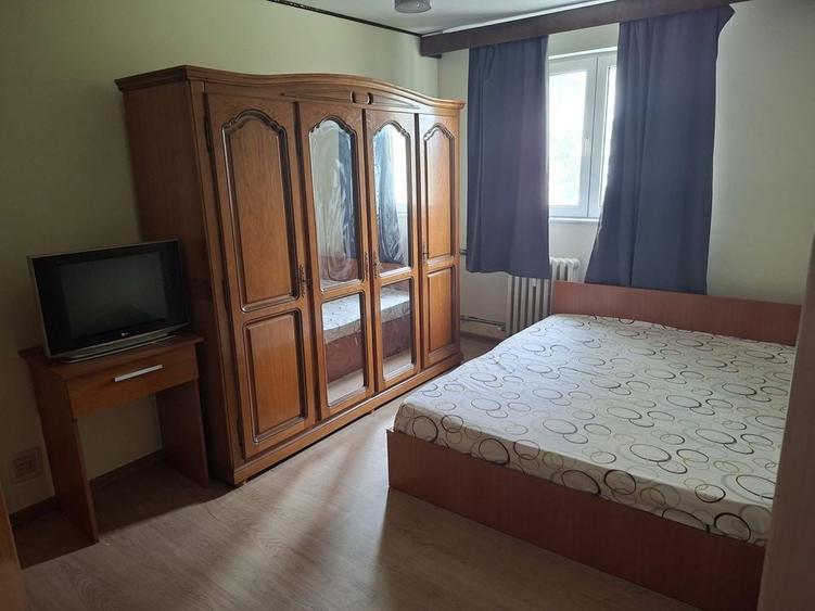 Apartament cu 3 camere în Colentina
