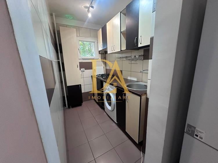 Apartament cu 2 camere semidecomandat în Alexandru Obregia