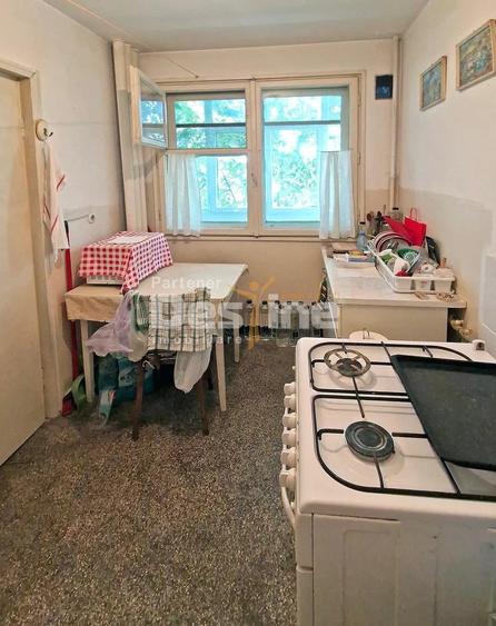 APARTAMENT 3 CAMERE SEMIDECOMANDAT - 8