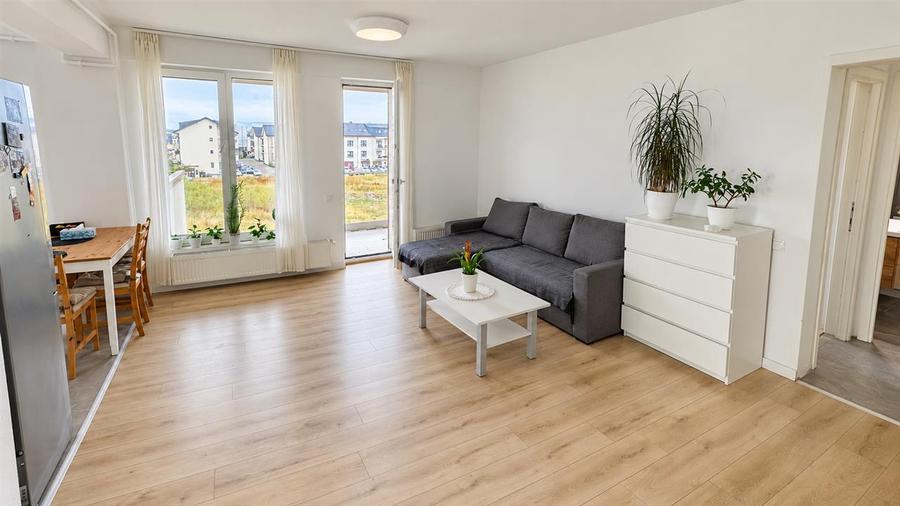 Apartament cu 3 camere decomandat în Exterior Sud