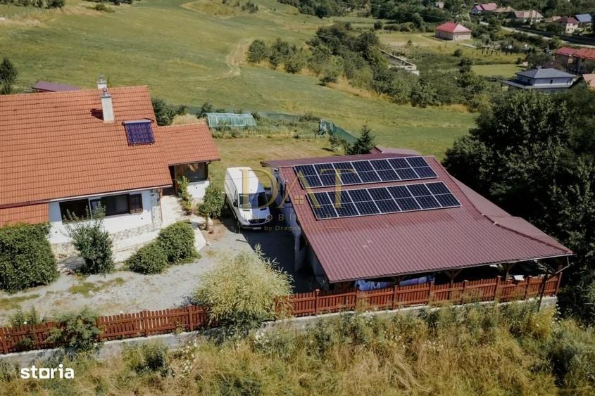 Casă cu 4 camere în Central