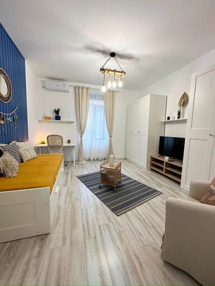 Apartament cu 2 camere decomandat în Exterior Vest