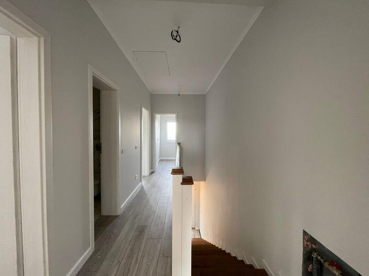 Duplex cu 4 camere cu Teren 275 Mp în Remetea Mare