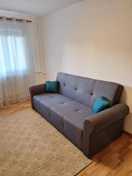 Garsonieră semidecomandată în Badea Cârțan
