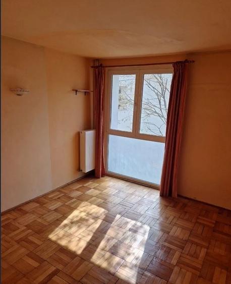 Apartament cu 4 camere semidecomandat, mobilat în Nicolae Grigorescu