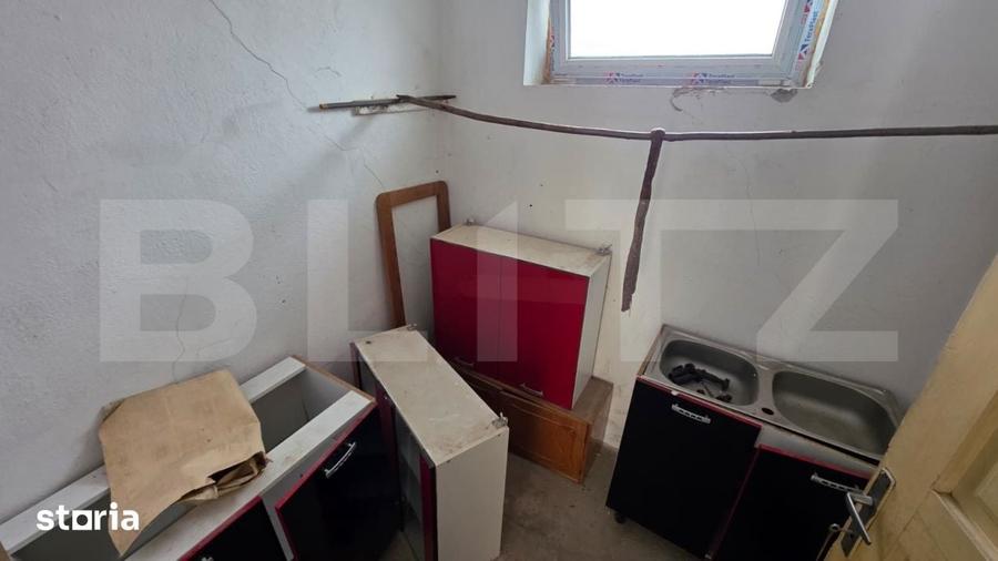 Casă cu 2 camere cu Teren 3200 Mp în Șieu