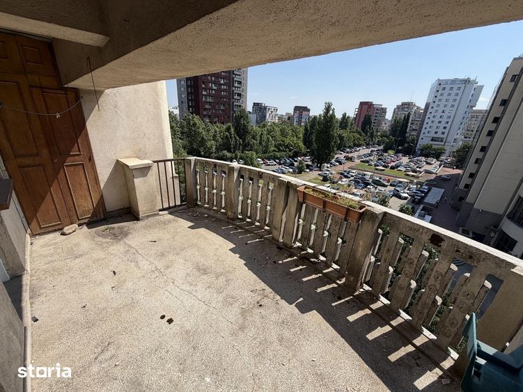 Apartament cu 5 camere în Unirii